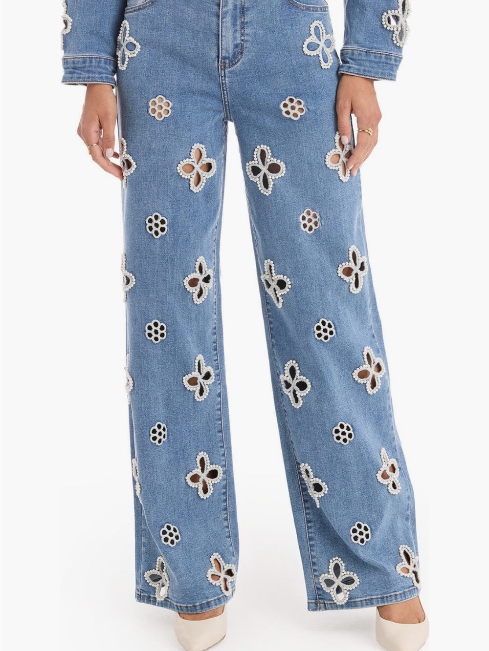 Noli Light Blue Embroidered Cutout Wide-Leg Jeans w Pearls